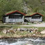 Semesterbostad Melkevoll Bretun