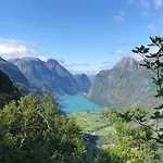 Melkevoll Bretun *