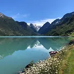 Nyaraló Melkevoll Bretun