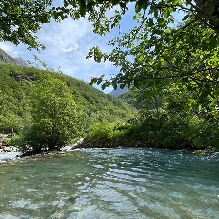 Holiday home Melkevoll Bretun Briksdalsbre