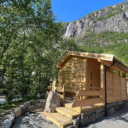 Holiday home Melkevoll Bretun *