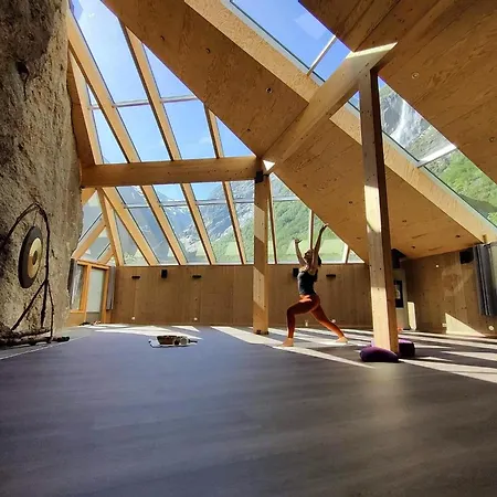 Melkevoll Bretun Дом отдыха Briksdalsbre